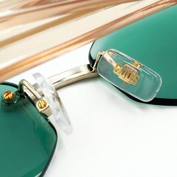 Цветовые сочетания и материалы Ana Brille